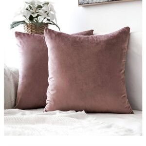Never used set of 2 mauve velvet pillow covers 18”x18”